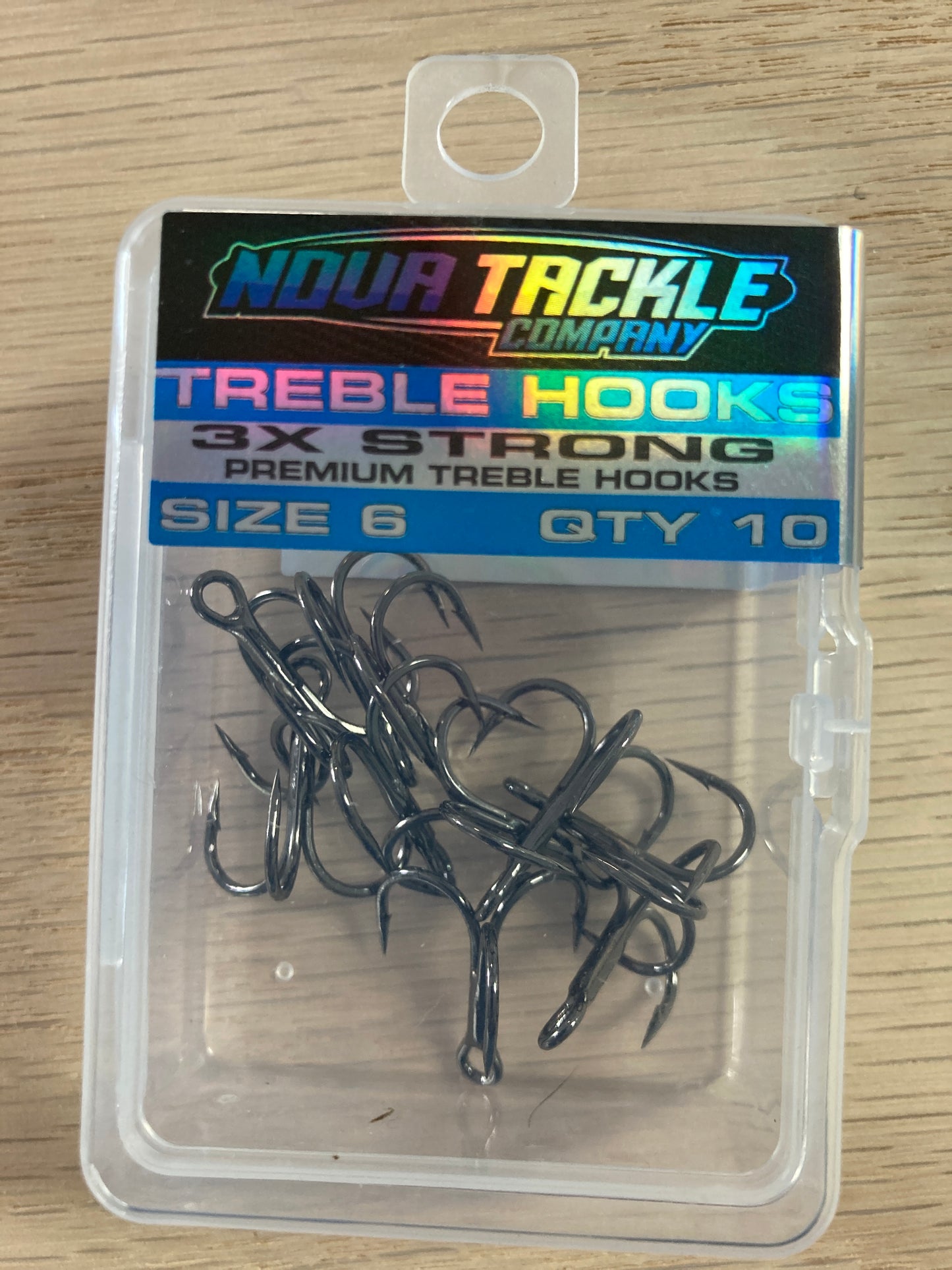 6 Treble hooks size 6