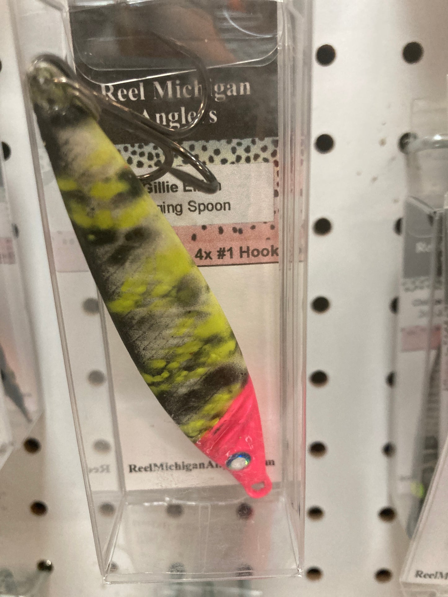 Gillie Eilish vertical jigging spoon 2oz