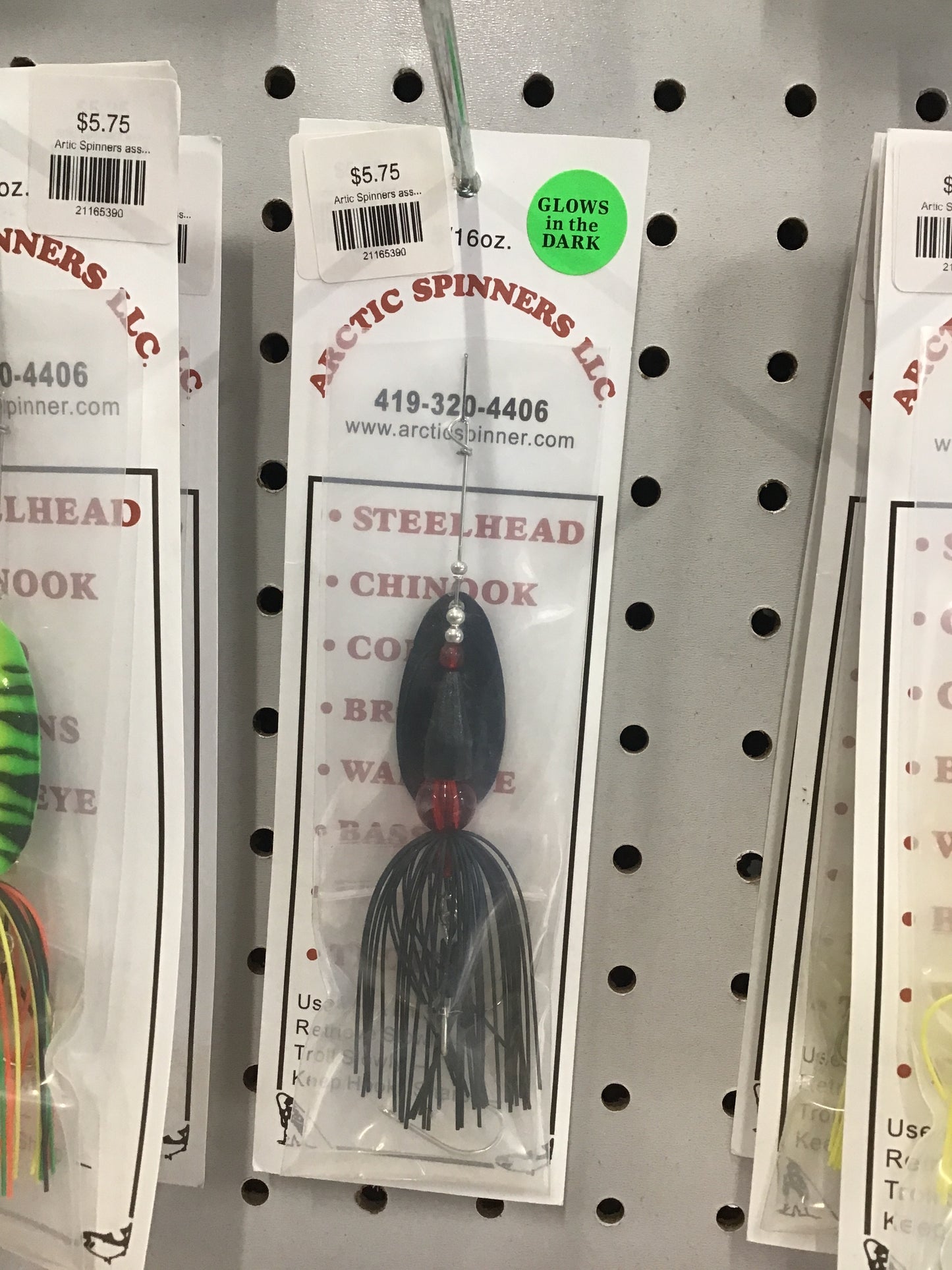 Arctic spinner- black&red(glow)