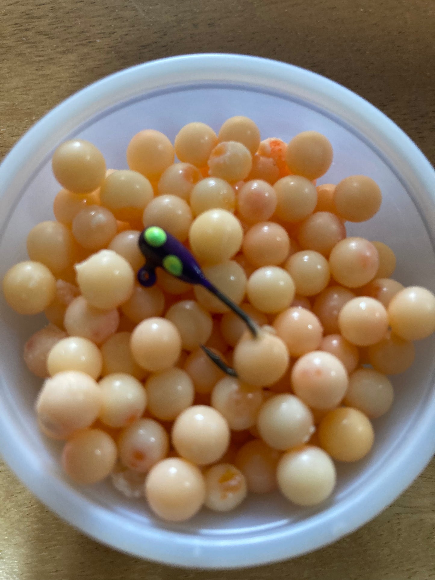 Single whitefish coho egg 2oz cup